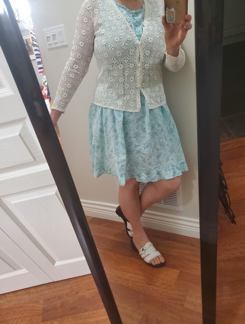 Crocheted Vintage Cardiigan MEDIUM